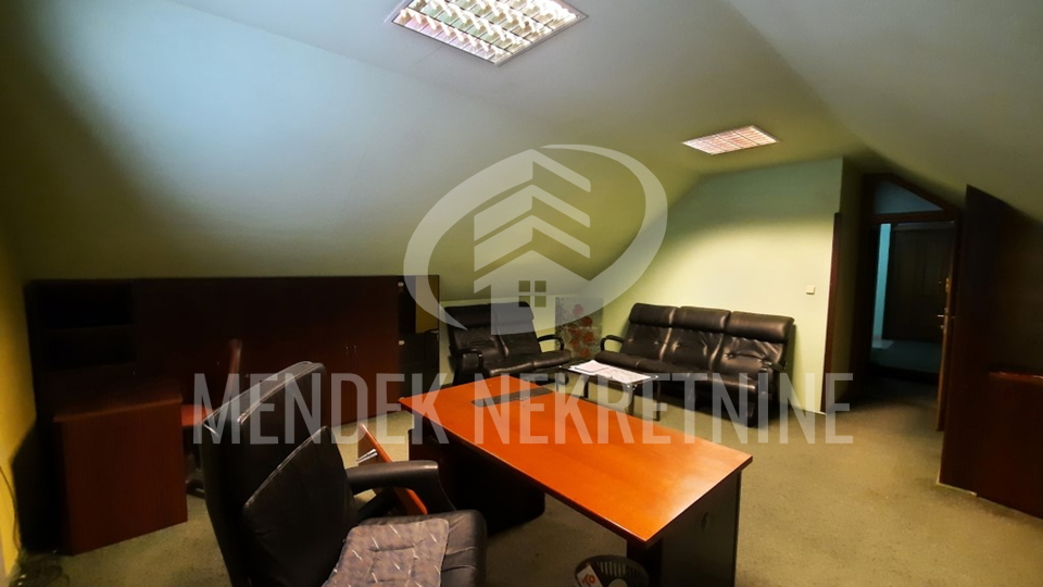 Commercial Property, 300 m2, For Rent, Varaždin - Centar